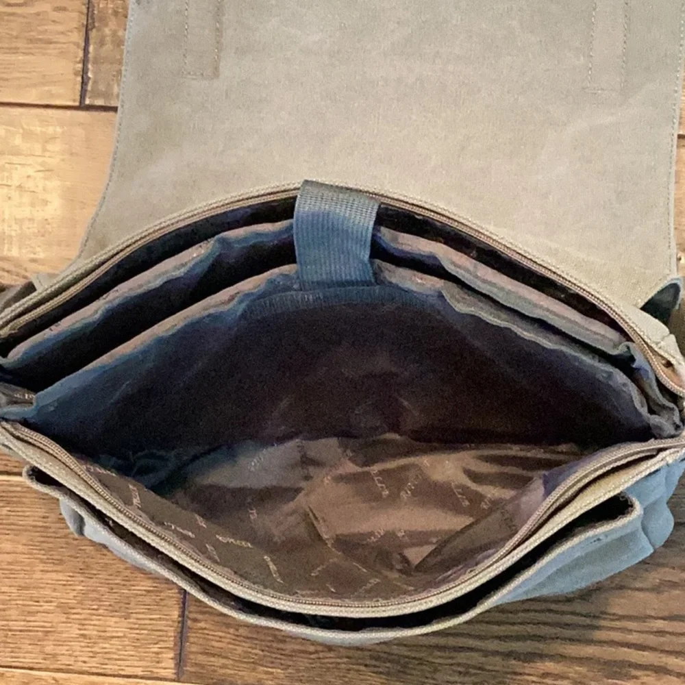 Ritelle Khaki Large Messenger Bag - Picture 9 of 11